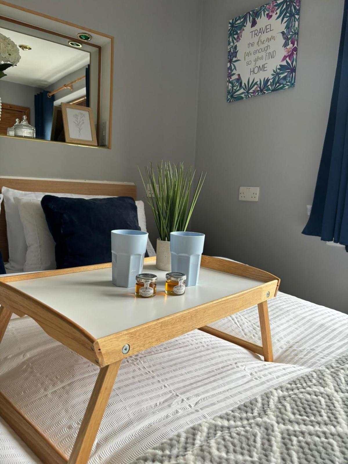 Amazing En-Suite Apartment In Finchley Central Лондон Екстер'єр фото